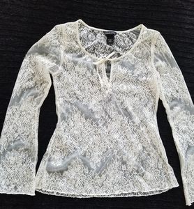 NWOT Moda International lace top